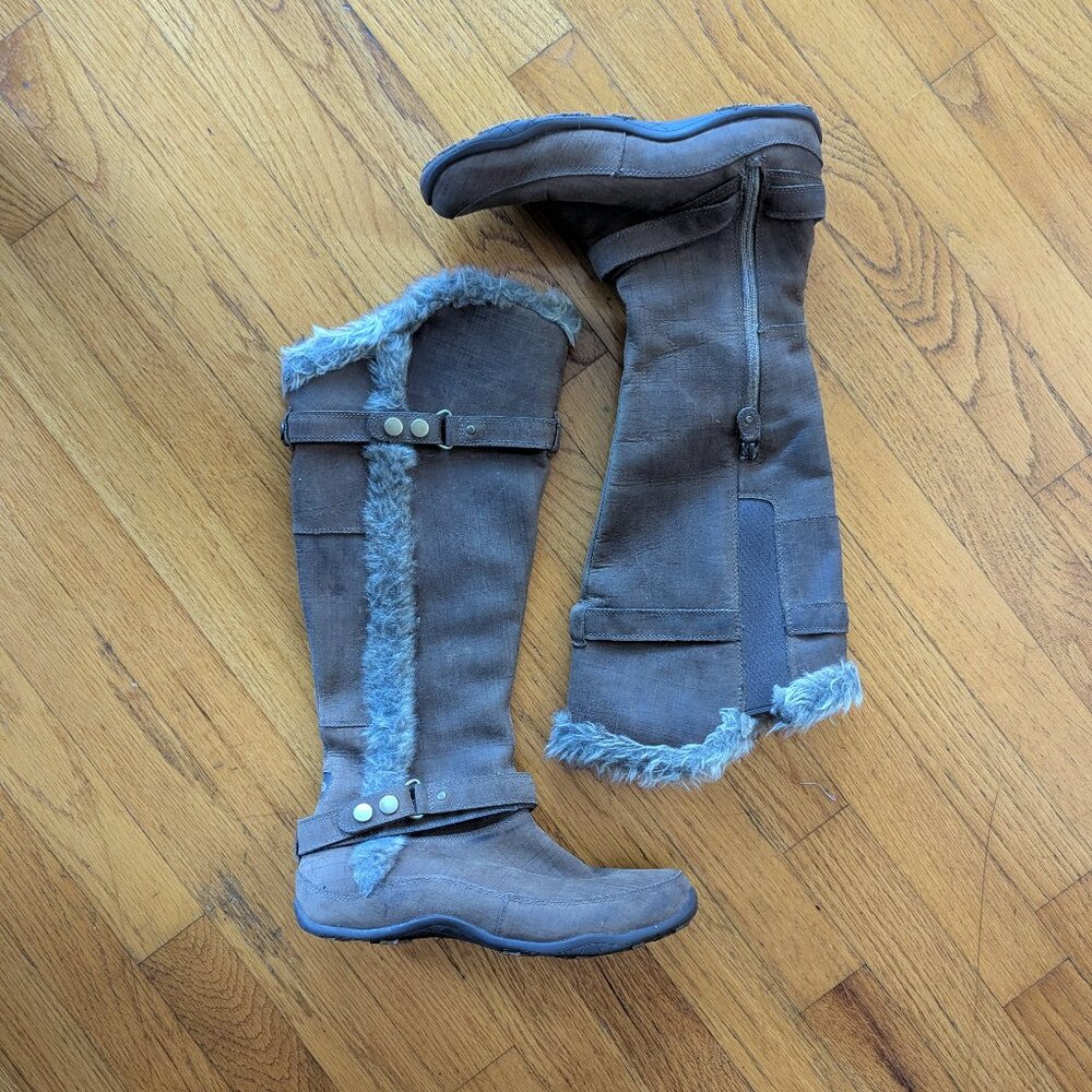 LAST CHANCE Knee-High North Face Winter Boots